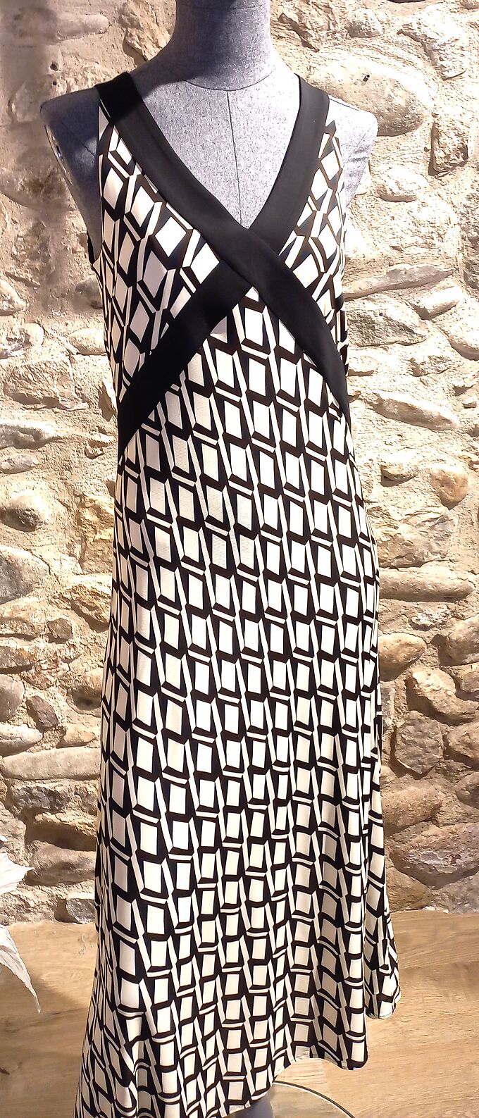 Dress Siyu GEO black white