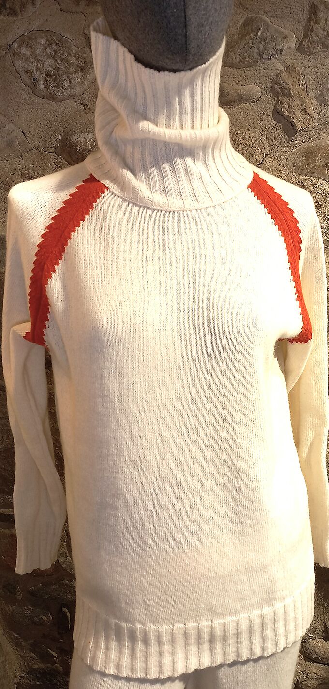 SWEATER PAN WHITE ORANGE